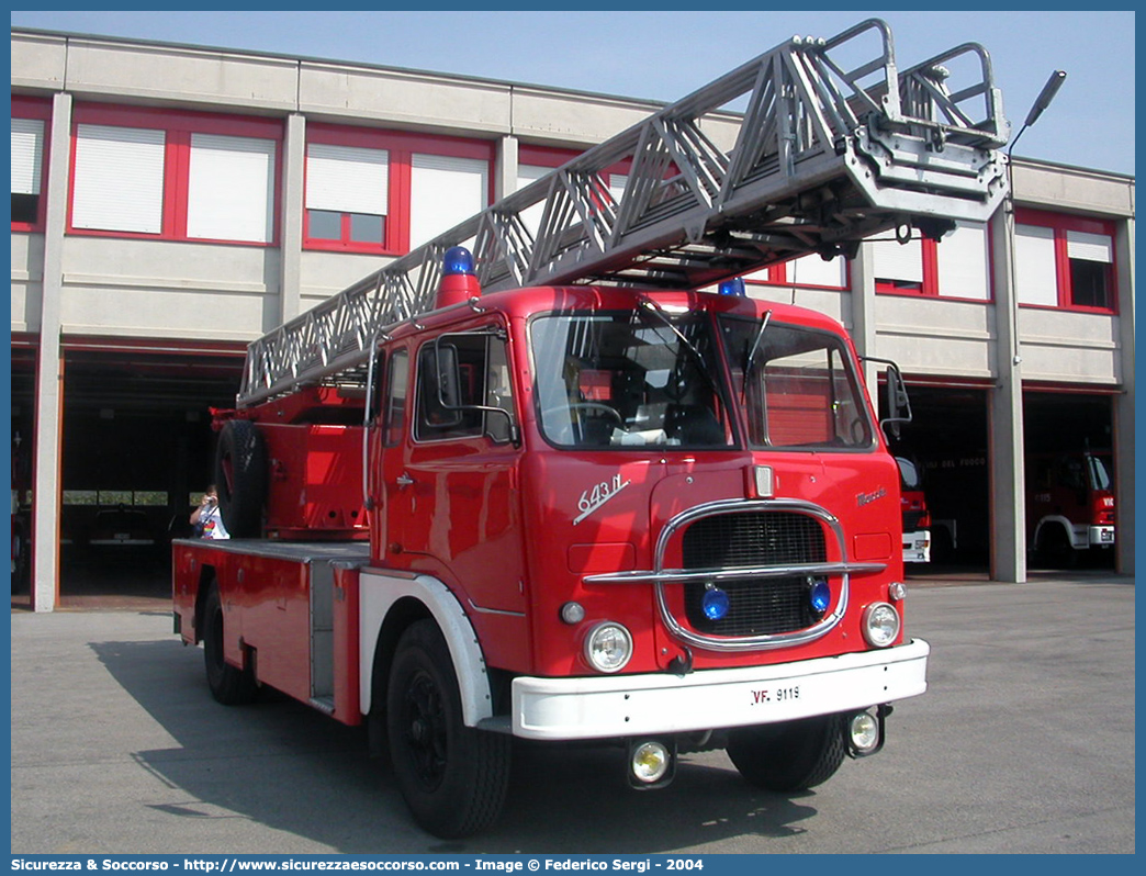 VF 9119
Corpo Nazionale Vigili del Fuoco
Fiat 643N
Allestitore Magirus Macchi
Parole chiave: VVF;V.V.F.;Corpo;Nazionale;Vigili;del;Fuoco;AutoScala;AS;Fiat;643N;Macchi;Magirus