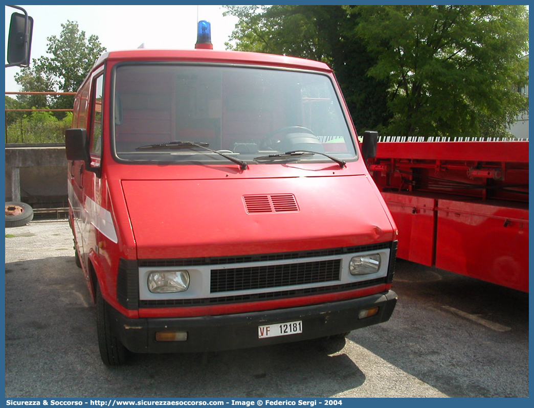 VF 12181
Corpo Nazionale Vigili del Fuoco
Fiat 242E

Parole chiave: VF;V.F.;VVF;V.V.F.;Corpo;Nazionale;Vigili del Fuoco;Vigili;Fuoco;Fiat;242E;12181