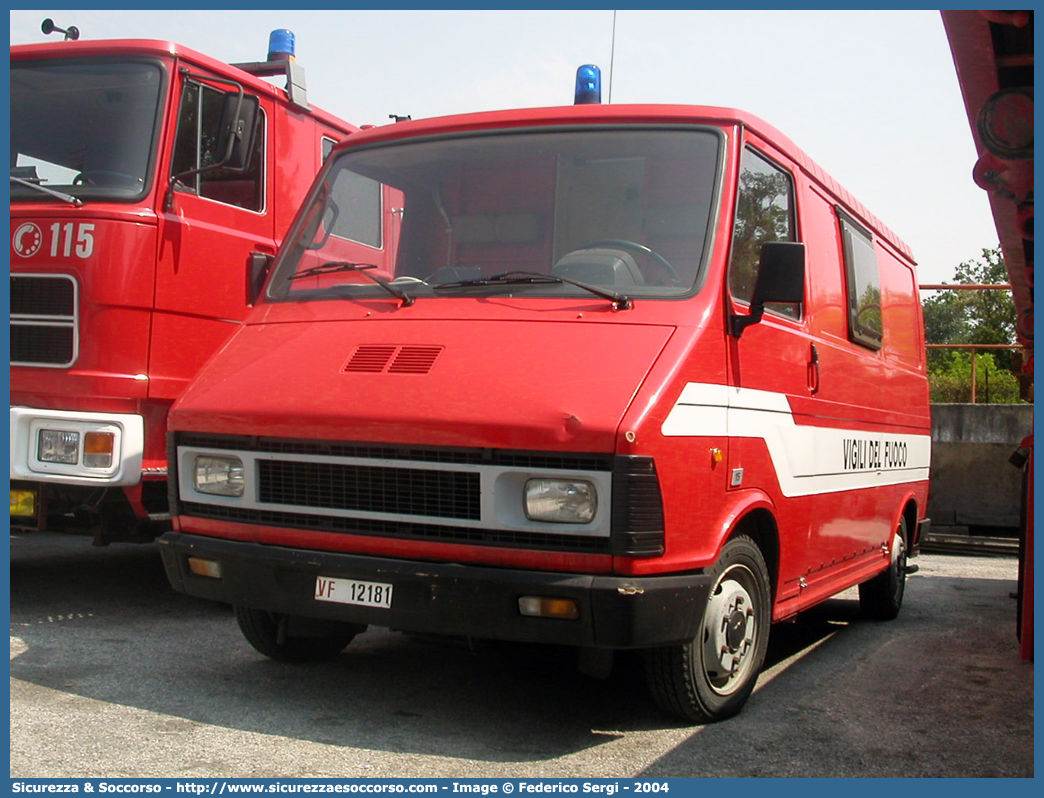 VF 12181
Corpo Nazionale Vigili del Fuoco
Fiat 242E

Parole chiave: VF;V.F.;VVF;V.V.F.;Corpo;Nazionale;Vigili del Fuoco;Vigili;Fuoco;Fiat;242E;12181