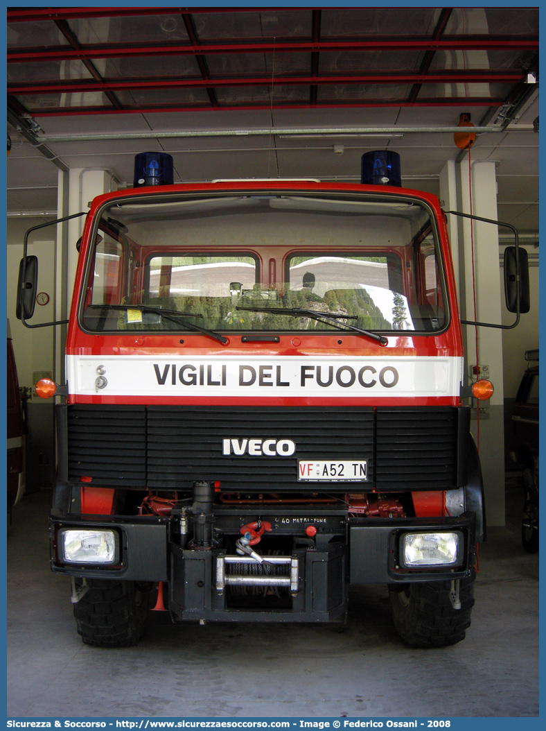 VF A52TN
Corpo Vigili del Fuoco Volontari Canazei
Iveco Magirus-Deutz 110-17 4x4
Parole chiave: VF;V.F.;Vigili del Fuoco;Vigili;Fuoco;Volontari;Canazei;Iveco;Magirus;Deutz;110-17 4x4;A52TN