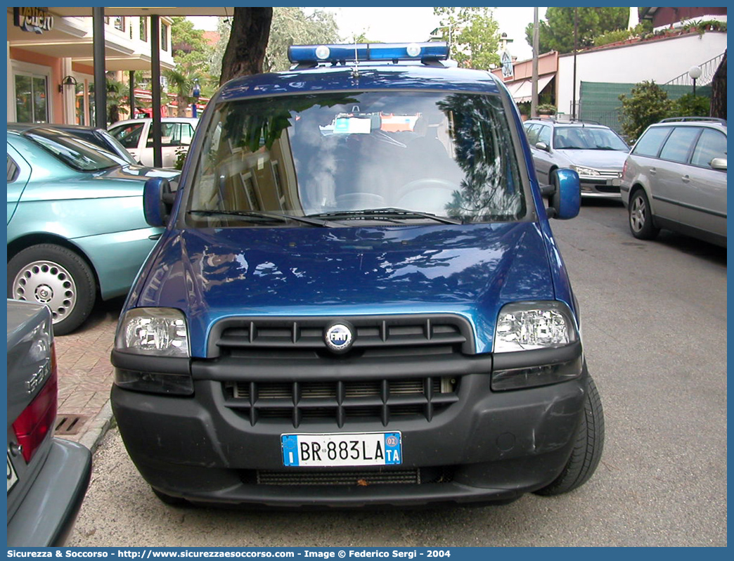 -
Polizia Municipale
Comune di Ginosa
Fiat Doblò I serie
Parole chiave: PL;P.L.;PM;P.M.;Polizia;Locale;Municipale;Ginosa;Fiat;Doblò