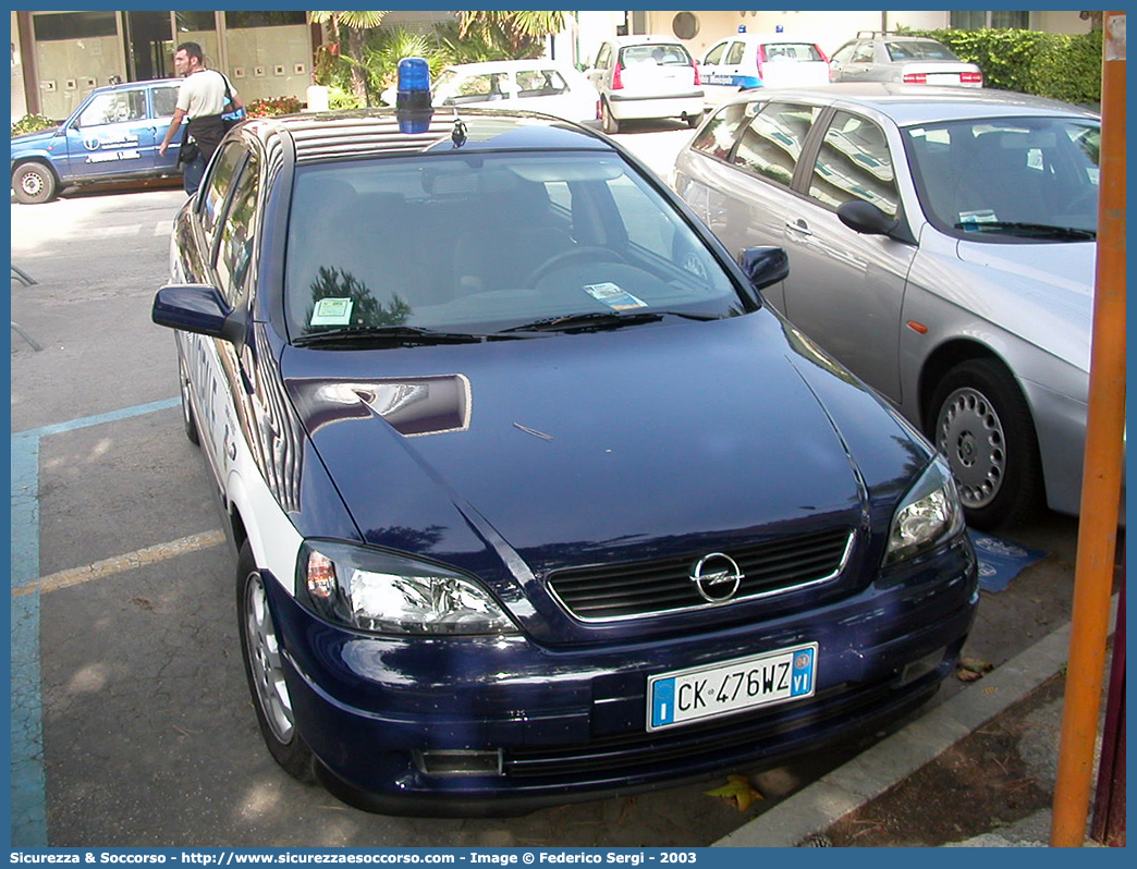 -
Polizia Municipale
Comune di Sovizzo
Opel Astra II serie
Parole chiave: Polizia;Locale;Municipale;Sovizzo;Opel;Astra