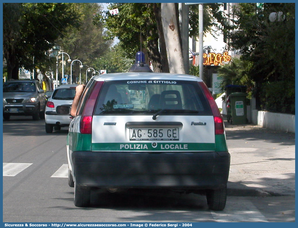 -
Polizia Locale
Comune di Cittiglio
Fiat Punto I serie

Parole chiave: PM;PL;P.M.;P.L.;Polizia;Locale;Municipale;Cittiglio;Fiat;Punto;I serie