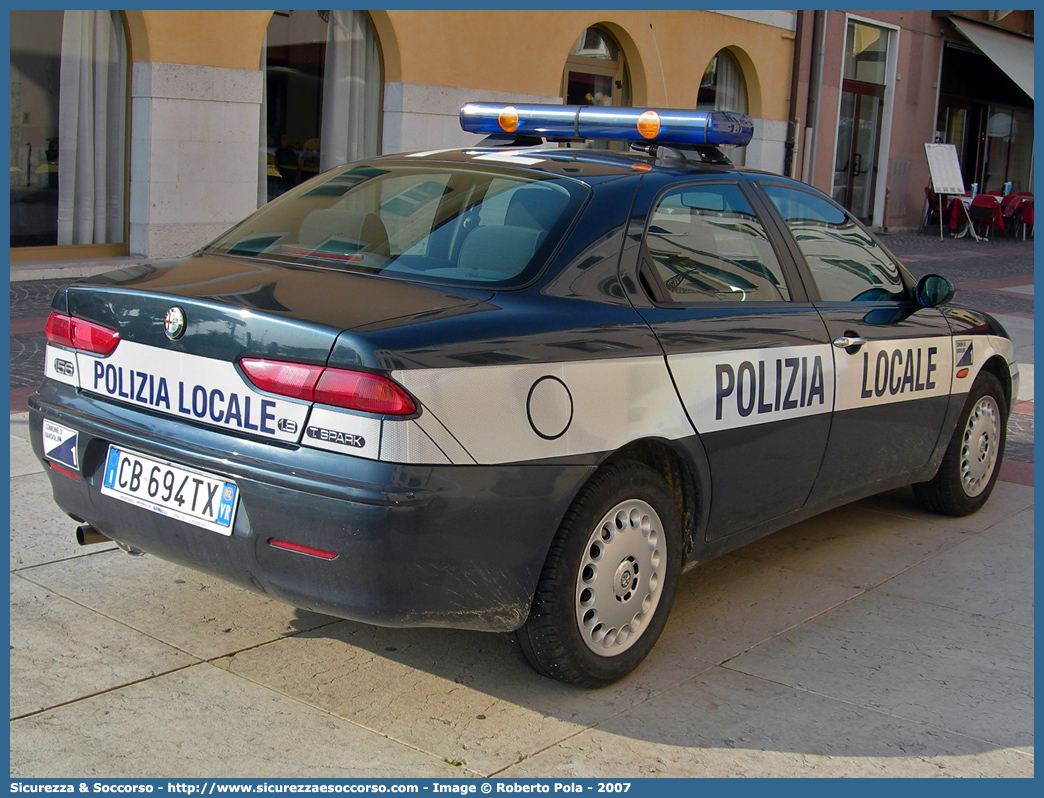 -
Polizia Locale
Comune di Bardolino
Alfa Romeo 156 I serie
Parole chiave: PL;P.L.;PM;P.M.;Polizia;Locale;Municipale;Bardolino;Alfa Romeo;156