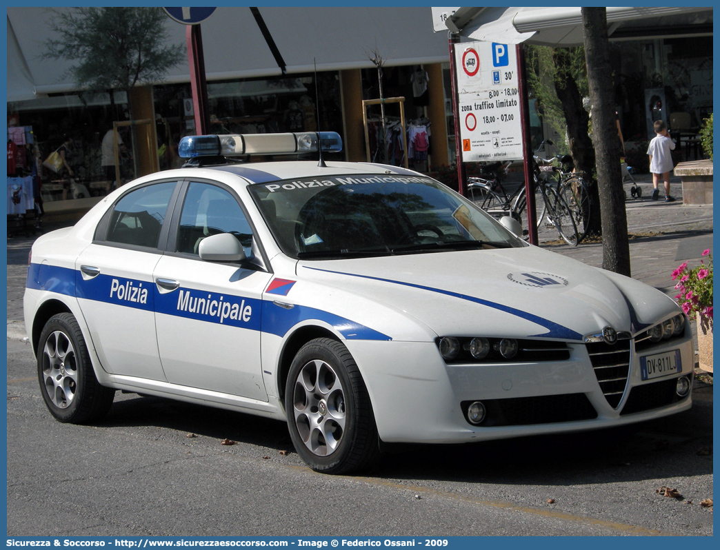 -
Polizia Municipale
Comune di Misano Adriatico
Alfa Romeo 159
Allestitore Focaccia Group S.r.l.
Parole chiave: Polizia;Municipale;Locale;Misano Adriatico;Alfa Romeo;159;Focaccia