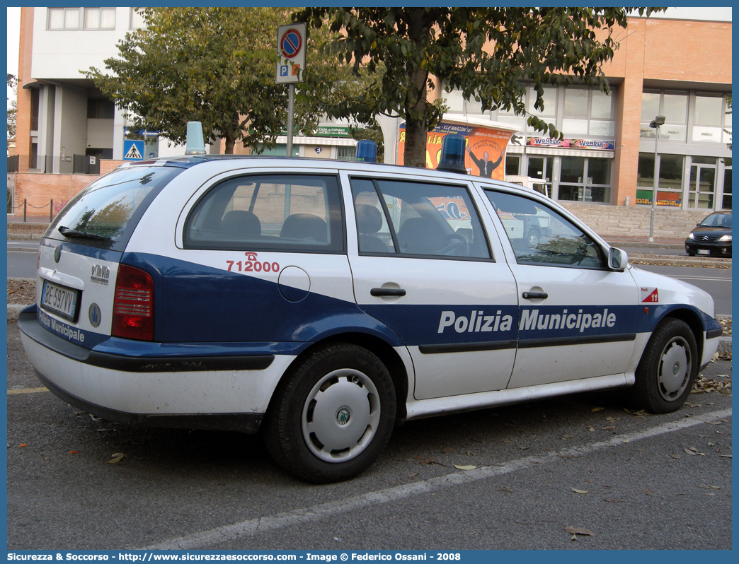 -
Polizia Municipale
Comune di Forlì
Skoda Octavia Wagon I serie
Parole chiave: Polizia;Locale;Municipale;Forlì;Skoda;Octavia;Wagon