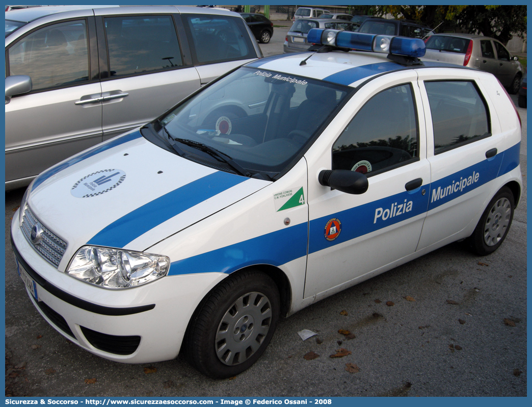 -
Polizia Municipale
Comunità Montana Appennino Forlivese
Fiat Punto III serie
Allestitore Focaccia Group S.r.l.
Parole chiave: Polizia;Locale;Municipale;Appennino Forlivese;Fiat;Punto;Focaccia