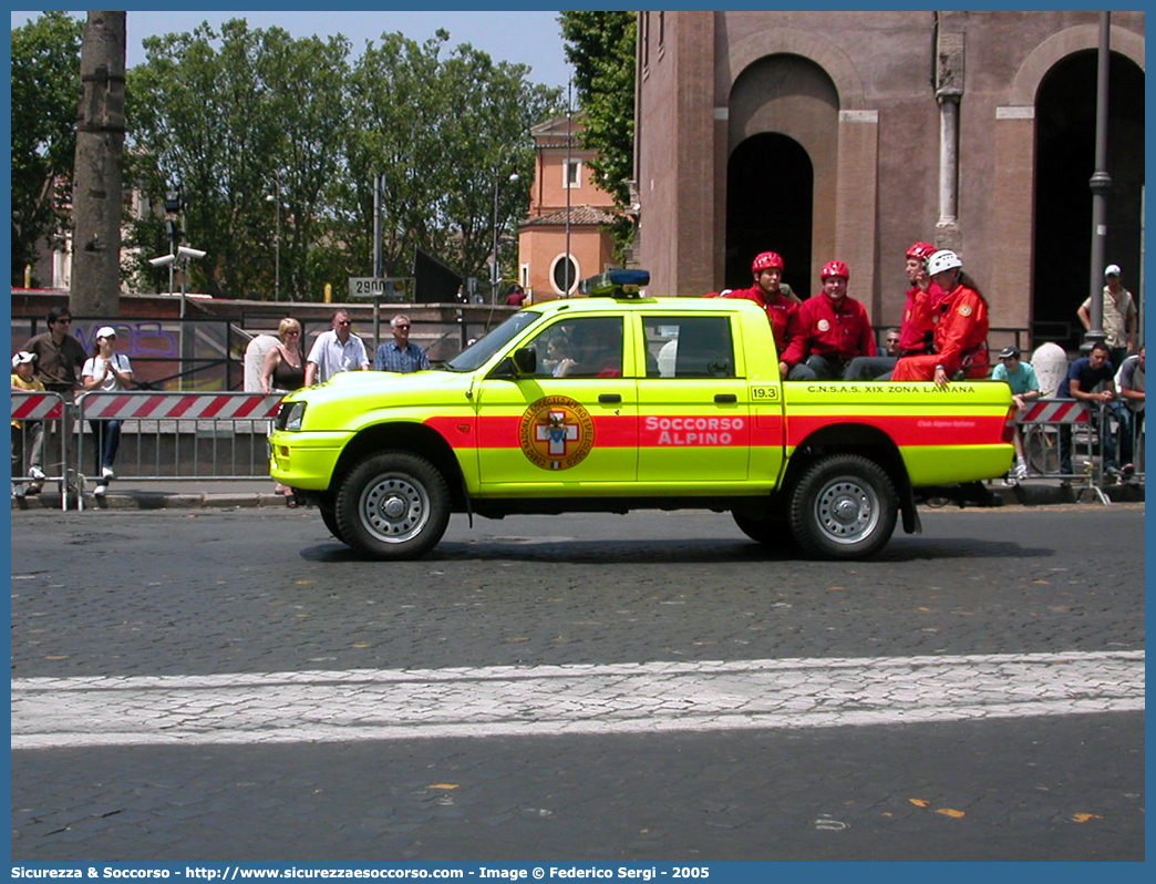 19.3
Corpo Nazionale
Soccorso Alpino e Speleologico
Delegazione Alpina XIX Lariana
Mitsubishi L200 III serie
Parole chiave: CNSAS;C.N.S.A.S.;Corpo;Nazionale;Soccorso;Alpino;Speleologico;Lombardia;SASL;S.A.S.L.;Mitsubishi;L200