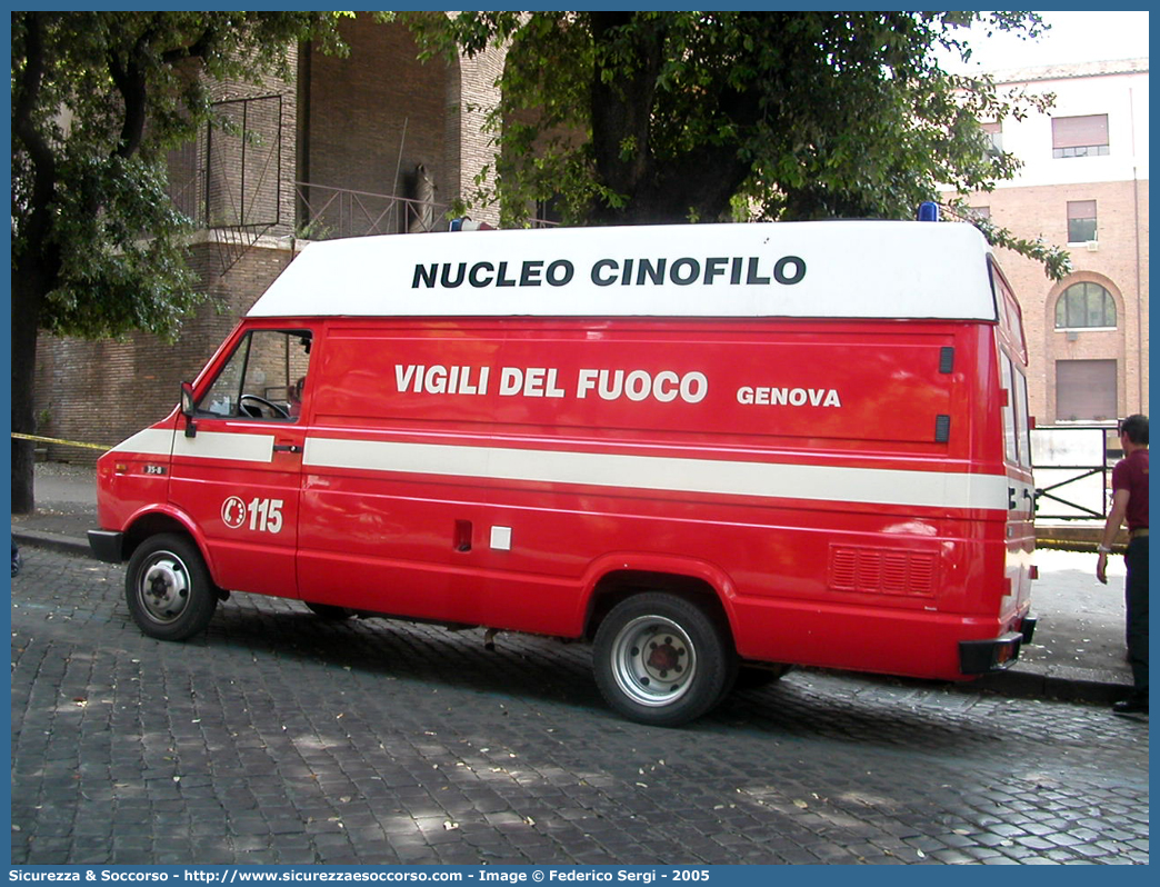 VF 12765
Corpo Nazionale Vigili del Fuoco
Nucleo Cinofili
Iveco Daily 35-8 I serie
Parole chiave: Corpo;Nazionale;Vigili del Fuoco;Vigili;Fuoco;Iveco;Daily;35-8