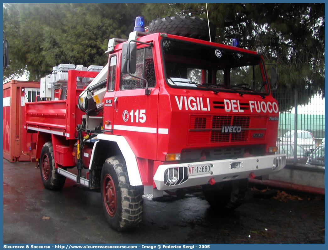 VF 14680
Corpo Nazionale Vigili del Fuoco
Iveco 80-16
Parole chiave: VVF;V.V.F.;Corpo;Nazionale;Vigili;del;Fuoco;Iveco;80-16;80.16;80;16