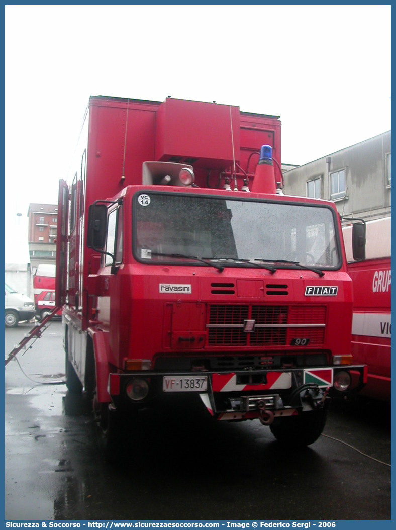 VF 13837
Corpo Nazionale Vigili del Fuoco
Nucleo N.B.C.R.
Iveco PC90
Parole chiave: Corpo;Nazionale;Vigili del Fuoco;Vigili;Fuoco;Iveco;PC90;NBCR;N.B.C.R.;Nucleare;Batteriologico;Chimico;Radiologico;Radiometrico;Radiometria;Radioattività;Radioattivita