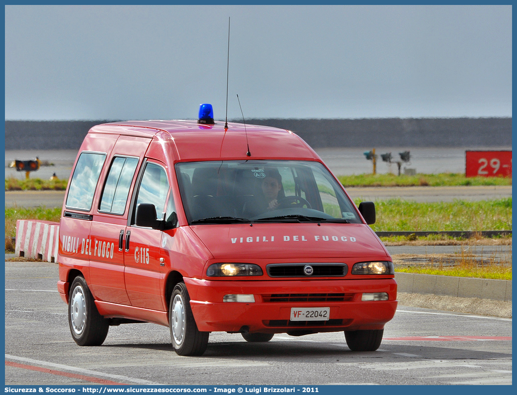 VF 22042
Corpo Nazionale Vigili del Fuoco
Nucleo Elicotteri
Fiat Scudo II serie

Parole chiave: VF;V.F.;VVF;V.V.F.;Corpo;Nazionale;Vigili del Fuoco;Vigili;Fuoco;Elicotteri;Fiat;Scudo;22042