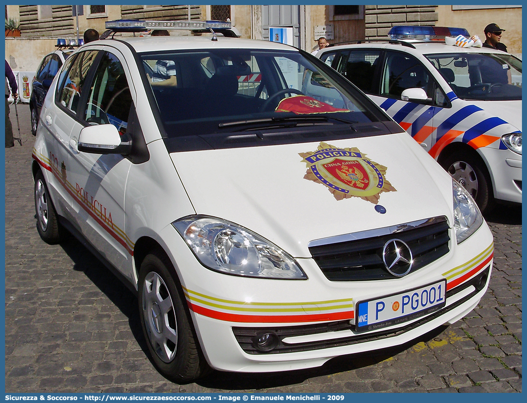 -
Republika Crna Gora
Република Црна Гора
Policija
Mercedes Benz Classe A II serie
Parole chiave: Repubblica;Montenegro;Republika;Crna Gora;Република;Црна Гора;Policija;Mercedes Benz;Classe A