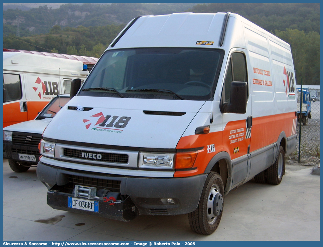 BO 2216
118 Bologna Soccorso
Iveco Daily III serie
Parole chiave: 118;Bologna;Soccorso;Iveco;Daily;GECAV;Gestione;Emergenze;Cantieri;Alta Velocità;Variante di Valico;Galleria