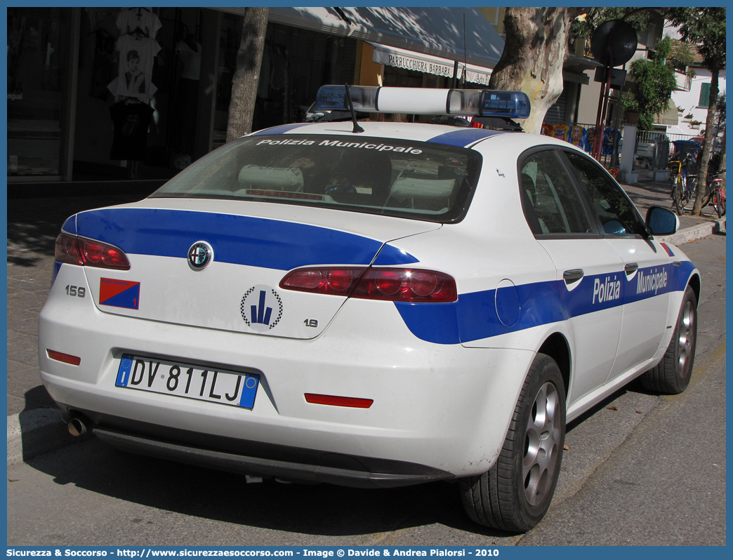 -
Polizia Municipale
Comune di Misano Adriatico
Alfa Romeo 159
Allestitore Focaccia Group S.r.l.
Parole chiave: Polizia;Municipale;Locale;Misano Adriatico;Alfa Romeo;159;Focaccia