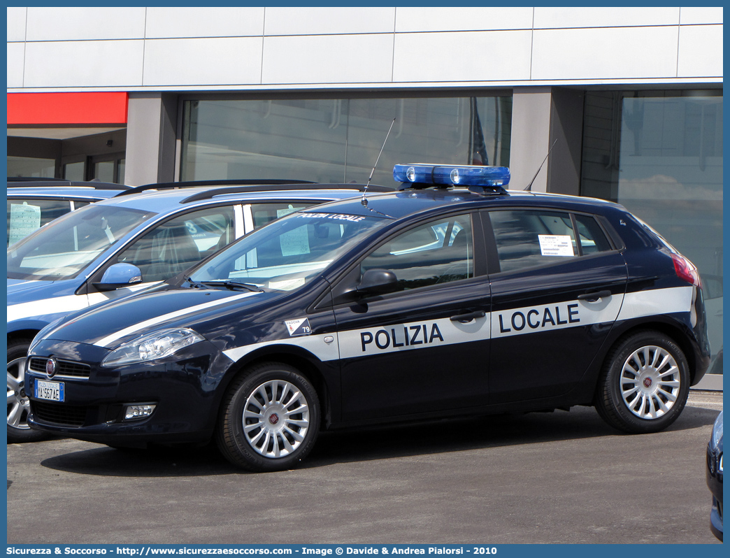 Polizia Locale YA567AE
Polizia Locale
Comune di Padova
Fiat Nuova Bravo
Allestitore Focaccia Group S.r.l.
Parole chiave: PL;P.L.;PM;P.M.;Polizia;Locale;Municipale;Padova;Fiat;Nuova;Bravo;Focaccia