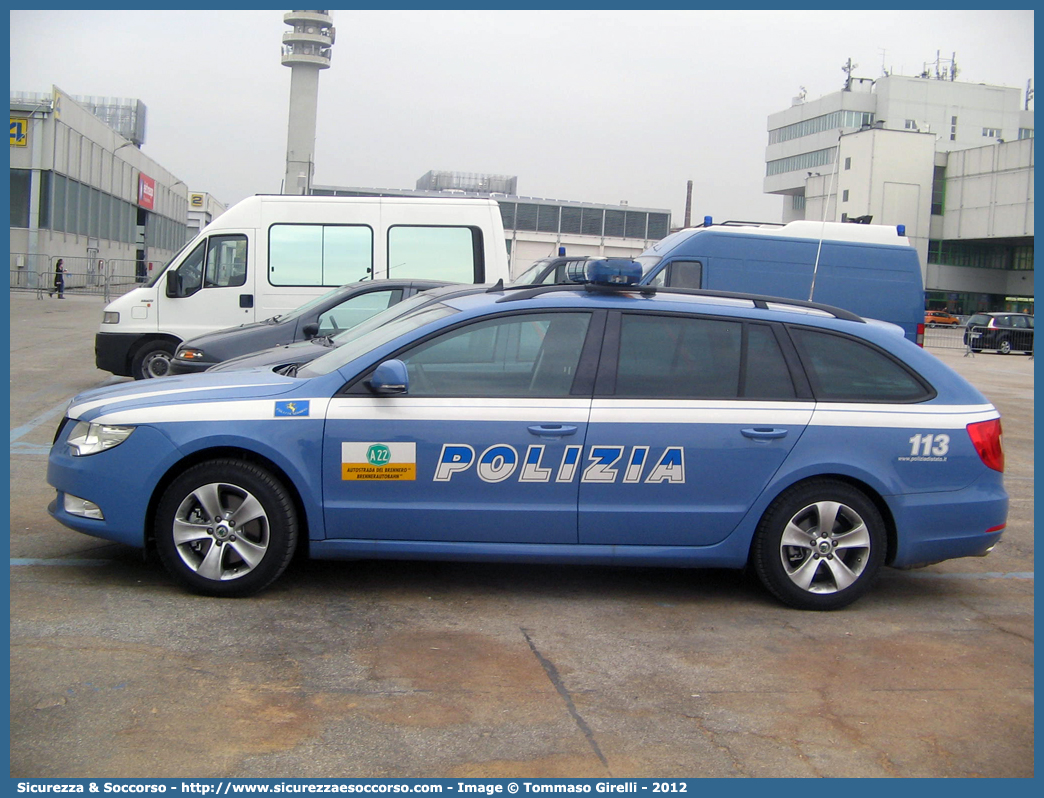 Polizia H6785
Polizia di Stato
Polizia Stradale
Autostrada del Brennero S.p.A.
Skoda Superb Wagon II serie
Allestitore Focaccia Group S.r.l. Group
Parole chiave: PS;P.S.;Polizia;di;Stato;Stradale;Autostrada;del;Brennero;Brenneroautobahn A.G.;Skoda;Superb;Wagon;Focaccia