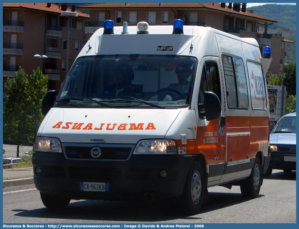 BO 2174
118 Bologna Soccorso
Fiat Ducato II serie restyling
Parole chiave: 118;Bologna;Soccorso;Ambulanza;Fiat;Ducato