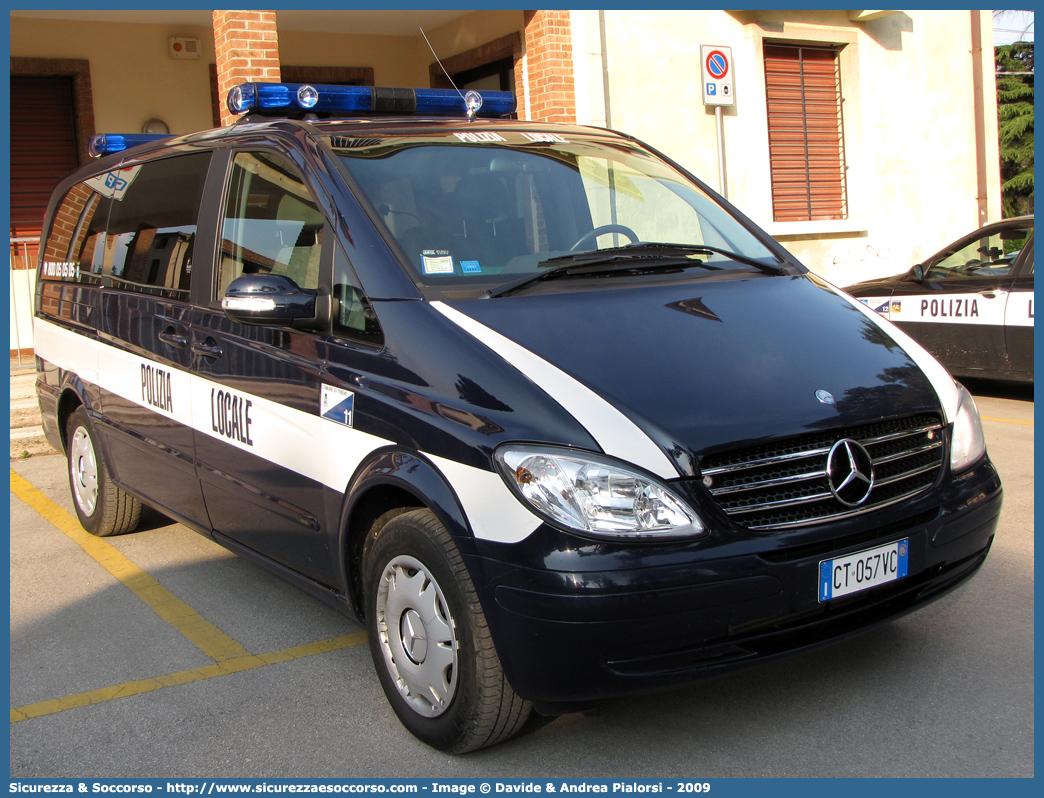 -
Polizia Locale
Comune di Thiene
Mercedes Benz Classe V II serie
Parole chiave: Polizia;Locale;Municipale;Thiene;Mercedes Benz;Viano