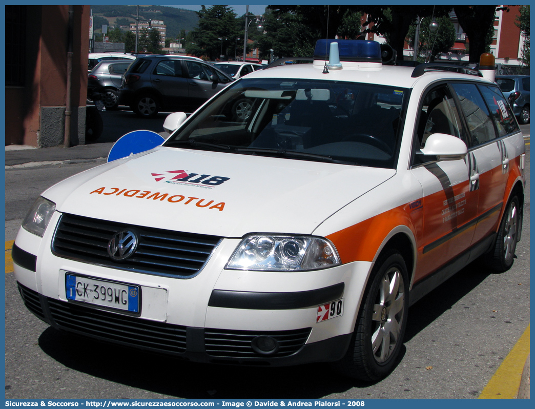 BO 2290
118 Bologna Soccorso
Volkswagen Passat Variant III serie
Allestitore Vision S.r.l.
Parole chiave: 118;Bologna;Soccorso;Automedica;Volkswagen;Passat;Variant;Vision