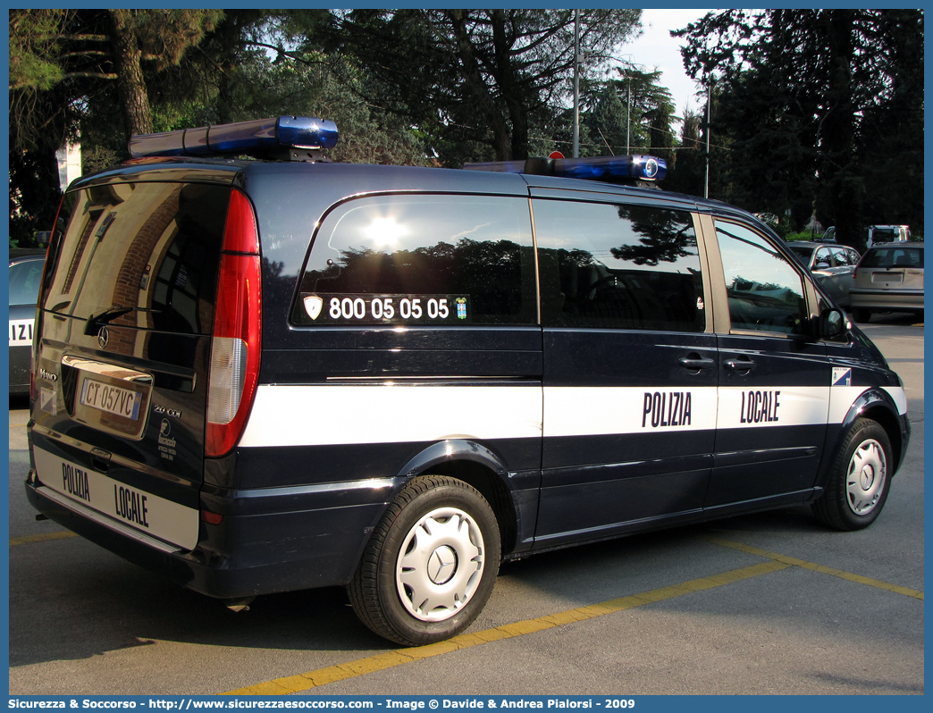 -
Polizia Locale
Comune di Thiene
Mercedes Benz Classe V II serie
Parole chiave: Polizia;Locale;Municipale;Thiene;Mercedes Benz;Viano