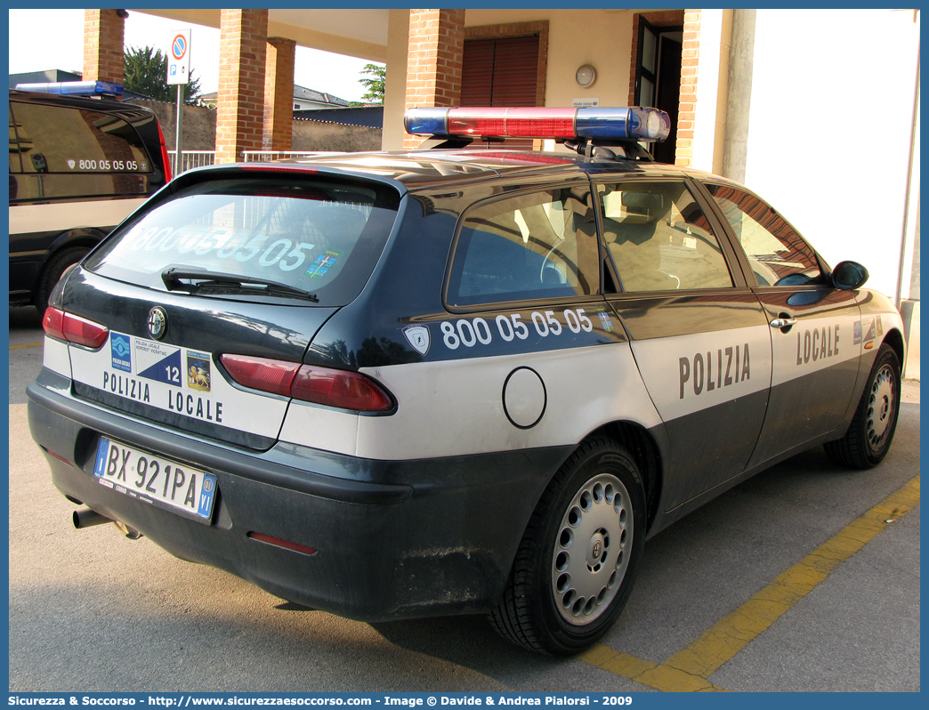 -
Polizia Locale
Consorzio Nord Est Vicentino
Alfa Romeo 156 Sportwagon I serie
Parole chiave: Municipale;NEVI;Thiene;Chiuppano;Dueville;Caltrano;Sandrigo;Sarcedo;Lusiana;Zanè;Zugliano;Schiavon;Fara Vicentino;Calvene;Lugo di Vicenza;Bolzano Vicentino;Bressanvido;Villaverla;Carrè;Montecchio Precalcino;Monticello Conte Otto;Alfa Romeo;156;Sportwago