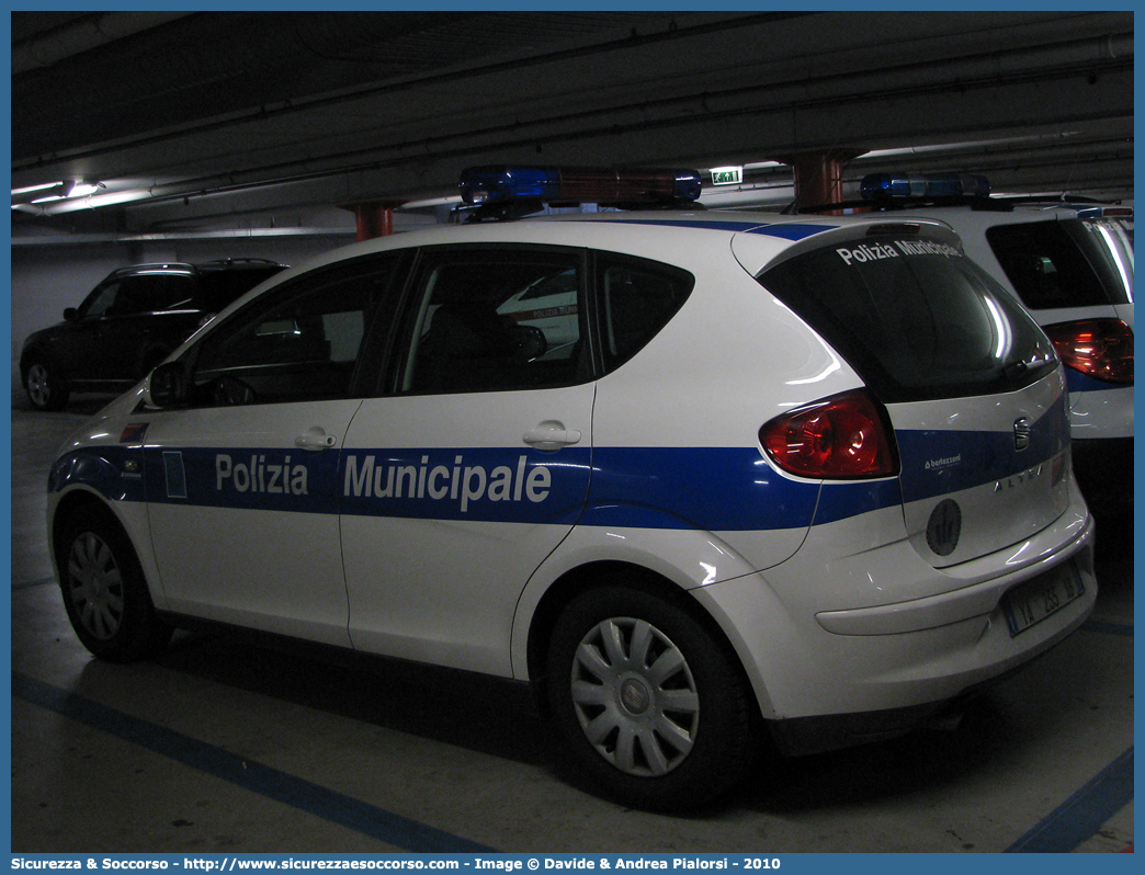 Polizia Locale YA233AB
Polizia Municipale
Comune di Baricella
Seat Altea
Allestitore Bertazzoni S.r.l.
Parole chiave: Polizia;Locale;Municipale;Baricella;Seat;Altea;YA233AB;YA 233 AB;Bertazzoni