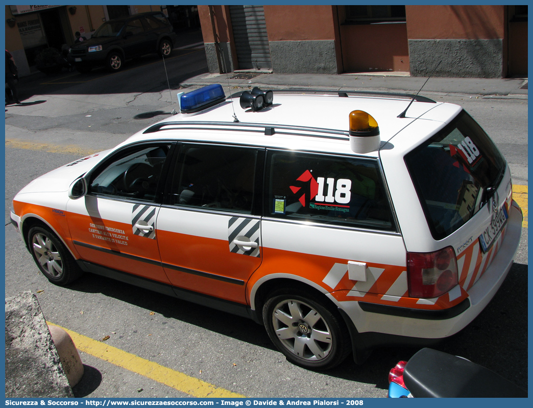 BO 2290
118 Bologna Soccorso
Volkswagen Passat Variant III serie
Allestitore Vision S.r.l.
Parole chiave: 118;Bologna;Soccorso;Automedica;Volkswagen;Passat;Variant;Vision