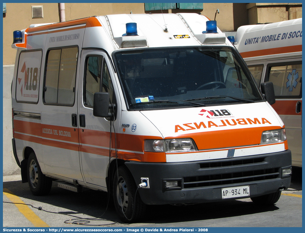 BO 2101
118 Bologna Soccorso
Fiat Ducato II serie
Allestitore Grazia
Parole chiave: 118;Bologna;Soccorso;Ambulanza;Fiat;Ducato;Grazia