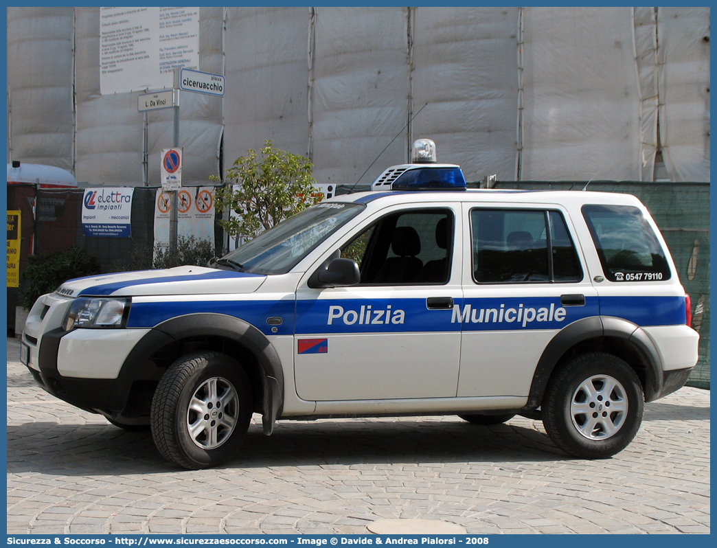 -
Polizia Municipale
Comune di Cesenatico
Land Rover Freelander
I serie restyling
Parole chiave: Polizia;Locale;Municipale;Cesenatico;Land Rover;Freelander