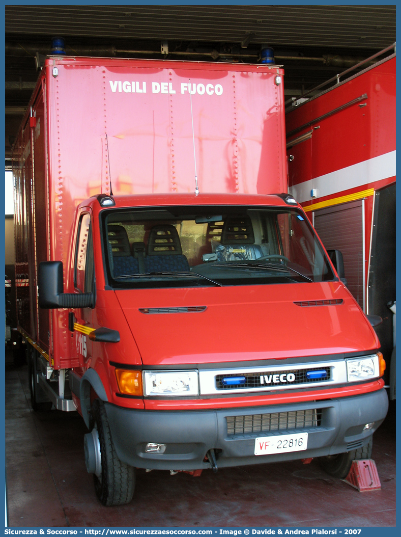 VF 22816
Corpo Nazionale Vigili del Fuoco
Nucleo N.B.C.R.
Iveco Daily 60C15 III serie
Allestitore Sperotto S.p.A.
Parole chiave: VVF;V.V.F.;Corpo;Nazionale;Vigili;del;Fuoco;Iveco;Daily;60C15;NBCR;N.B.C.R.;Nucleare;Batteriologico;Chimico;Radiologico;Radiometrico;Radiometria;Radioattività;Radioattivita;Sperotto