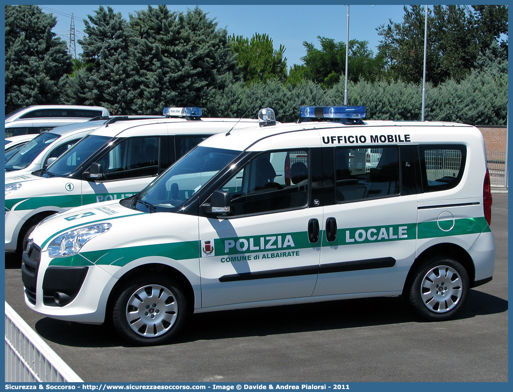 Polizia Locale YA311AD
Polizia Locale
Comune di Albairate
Fiat Doblò II serie
Allestitore Focaccia Group S.r.l.
Parole chiave: Polizia;Locale;Municipale;Albairate;Fiat;Doblò;Doblo;Focaccia;YA311AD;YA 311 AD