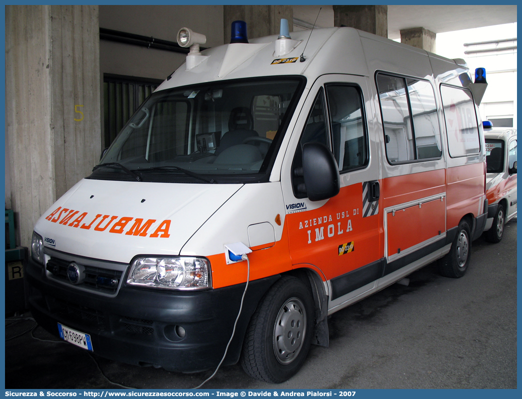 BO 2310
118 Imola Soccorso
Fiat Ducato II serie restyling
Allestitore Vision S.r.l.
Parole chiave: 118;Imola;Soccorso;Ambulanza;Fiat;Ducato;Vision