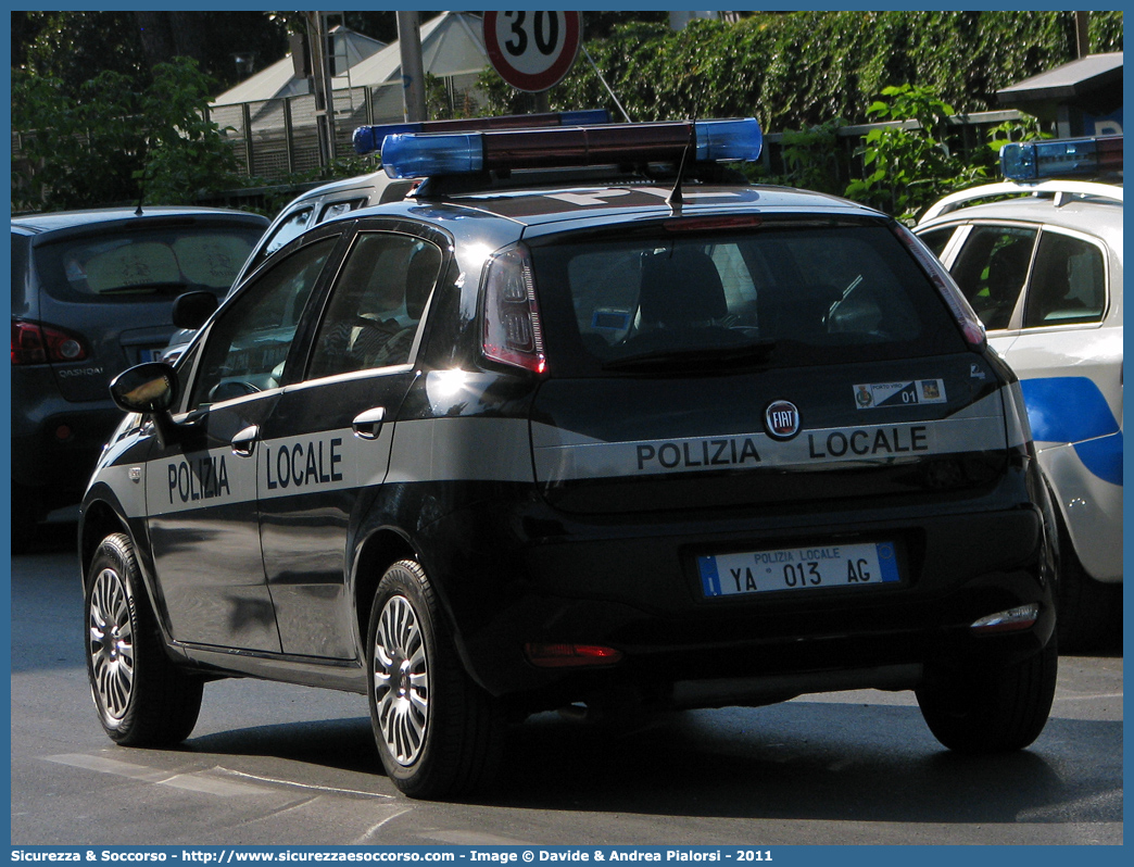 Polizia Locale YA013AG
Polizia Locale
Comune di Porto Viro
Fiat Punto Evo
Allestitore Focaccia Group S.r.l.
Parole chiave: Polizia;Locale;Municipale;Porto Viro;Fiat;Punto Evo;YA013AG;YA 013 AG;Focaccia