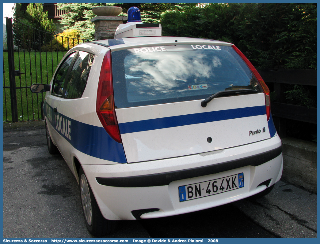 -
Polizia Locale
Comune di Prè Saint Didier
Fiat Punto II serie
Parole chiave: Polizia;Locale;Municipale;Pre Saint Didier;Prè Saint Didier;Fiat;Punto