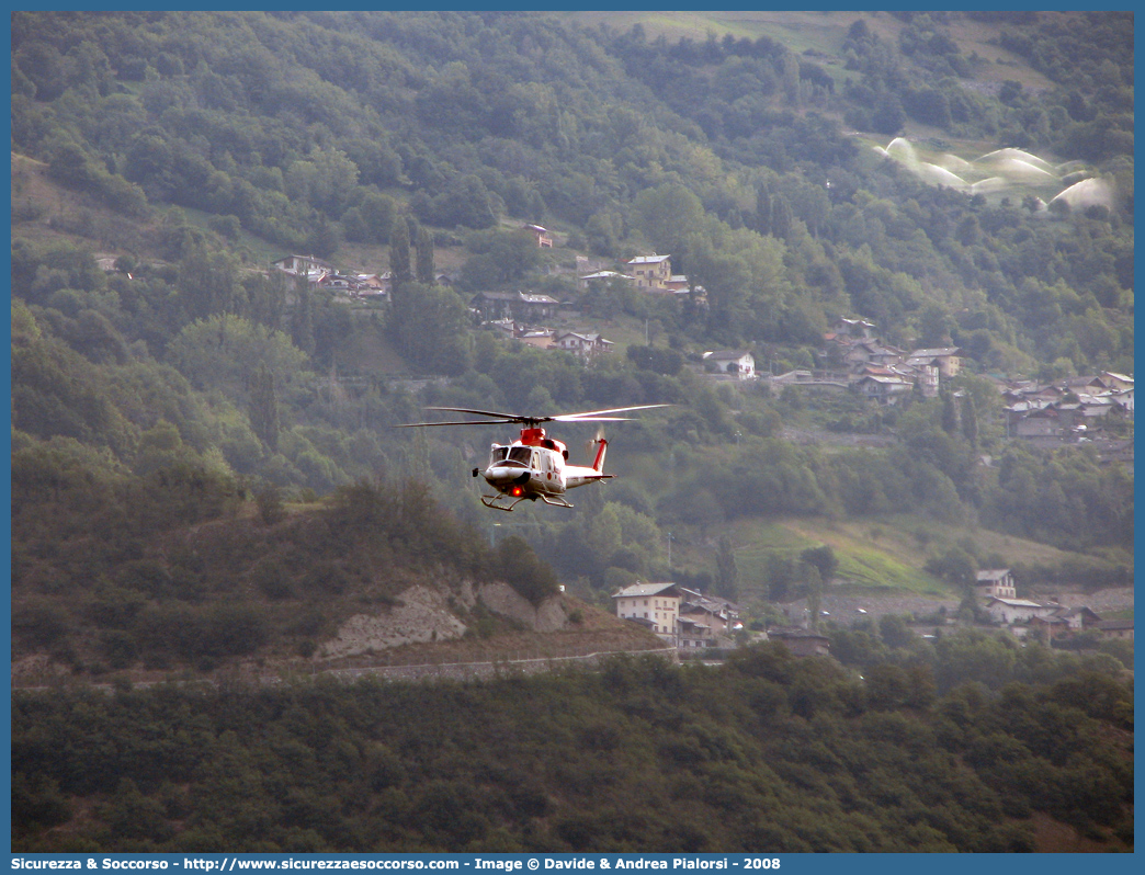 I-EHAB
118 Regione Valle d'Aosta
Agusta Bell AB412
Base di Aosta
Parole chiave: 118;Valle d'Aosta;Aosta;Agusta;Bell;AB412;AB;412;I-EHAB;Elicottero;Elisoccorso