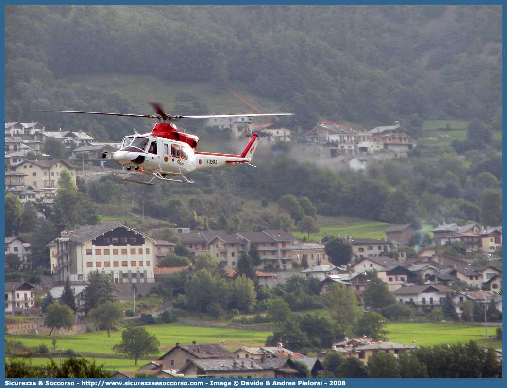 I-EHAB
118 Regione Valle d'Aosta
Agusta Bell AB412
Base di Aosta
Parole chiave: 118;Valle d'Aosta;Aosta;Agusta;Bell;AB412;AB;412;I-EHAB;Elicottero;Elisoccorso