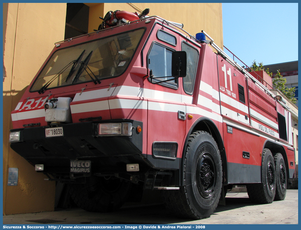 VF 18030
Corpo Nazionale Vigili del Fuoco
Nucleo Aeroportuale
Iveco Magirus Tucano
Parole chiave: Corpo;Nazionale;Vigili del Fuoco;Vigili;Fuoco;Iveco;Magirus;Tucano;Aeroportuale