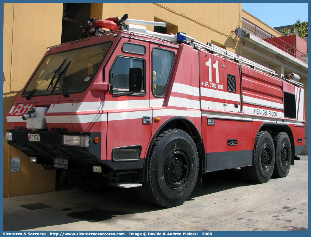 VF 18030
Corpo Nazionale Vigili del Fuoco
Nucleo Aeroportuale
Iveco Magirus Tucano
Parole chiave: Corpo;Nazionale;Vigili del Fuoco;Vigili;Fuoco;Iveco;Magirus;Tucano;Aeroportuale