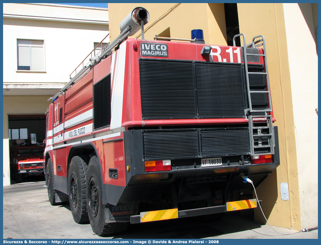 VF 18030
Corpo Nazionale Vigili del Fuoco
Nucleo Aeroportuale
Iveco Magirus Tucano
Parole chiave: Corpo;Nazionale;Vigili del Fuoco;Vigili;Fuoco;Iveco;Magirus;Tucano;Aeroportuale