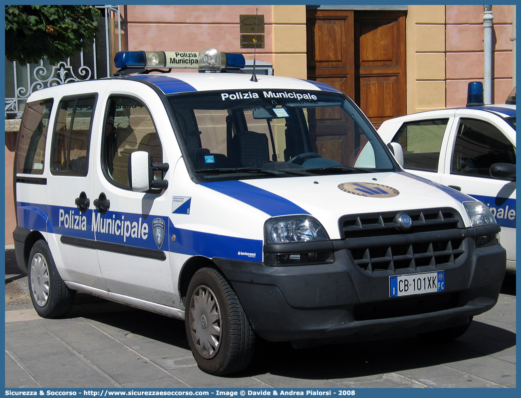 -
Polizia Municipale
Unione Comuni del Rubicone
Fiat Doblò I serie
Allestitore Bertazzoni S.r.l.
Parole chiave: Polizia;Locale;Municipale;Rubicone;Fiat;Doblò;Bertazzoni