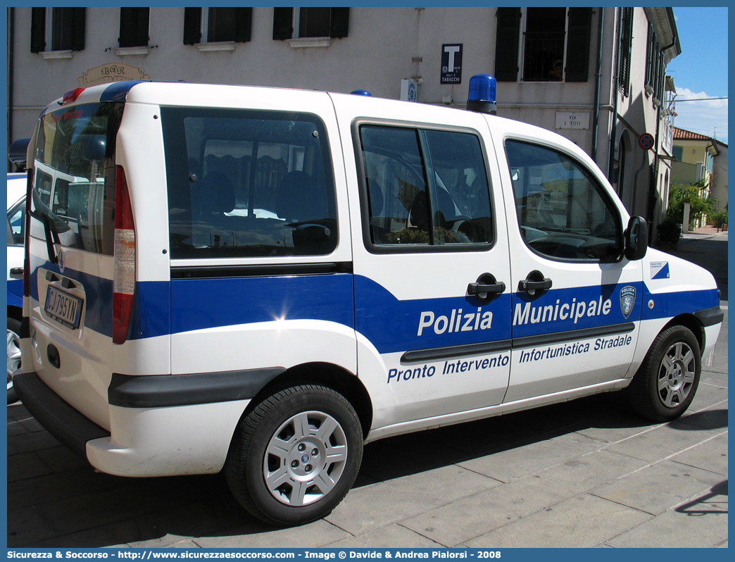 -
Polizia Municipale
Unione Comuni del Rubicone
Fiat Doblò I serie
Parole chiave: Polizia;Locale;Municipale;Rubicone;Fiat;Doblò