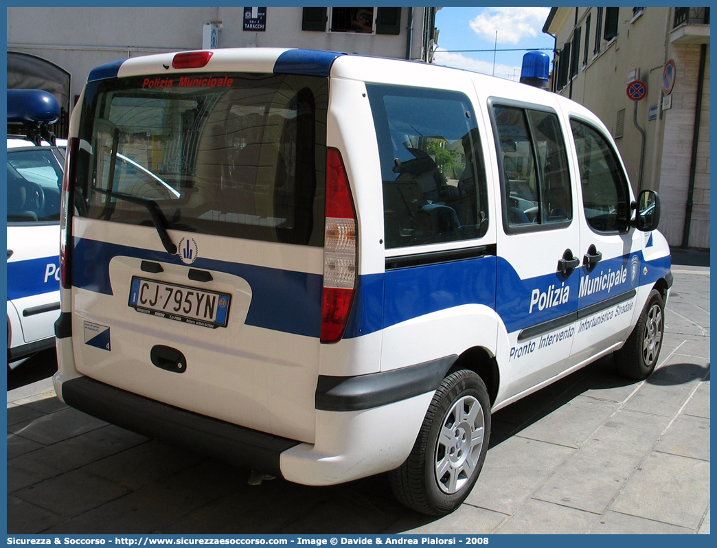 -
Polizia Municipale
Unione Comuni del Rubicone
Fiat Doblò I serie
Parole chiave: Polizia;Locale;Municipale;Rubicone;Fiat;Doblò