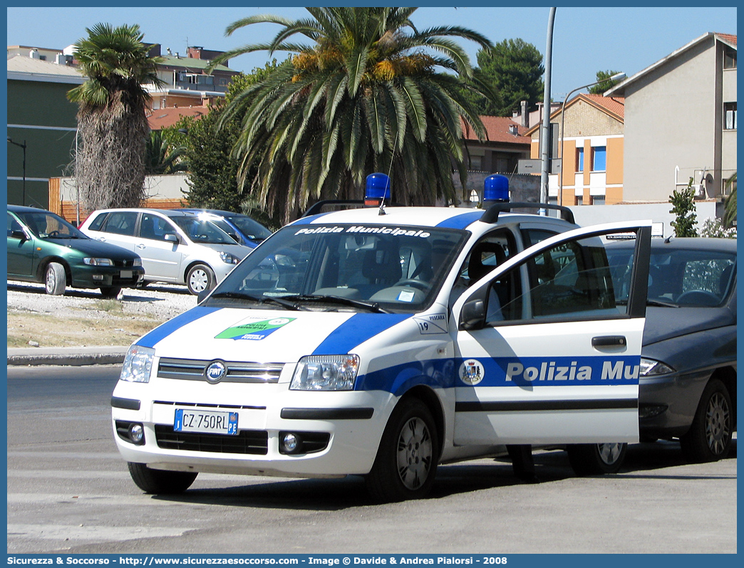 -
Polizia Municipale
Comune di Pescara
Fiat Nuova Panda I serie
Parole chiave: Polizia;Locale;Municipale;Pescara;Fiat;Nuova Panda