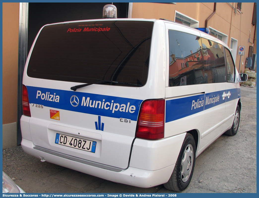 -
Polizia Municipale
Comune di Castel San Pietro Terme
Mercedes Benz Classe V I serie restyling
Allestitore Focaccia Group S.r.l.
Parole chiave: Polizia;Locale;Municipale;Castel San Pietro Terme;Mercedes Benz;Vito;Focaccia