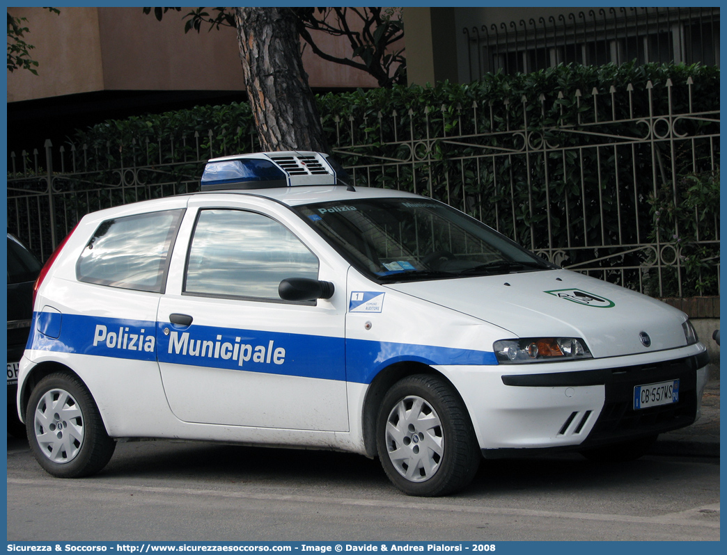 -
Polizia Municipale
Comune di Auditore
Fiat Punto II serie
Parole chiave: Polizia;Locale;Municipale;Auditore;Fiat;Punto