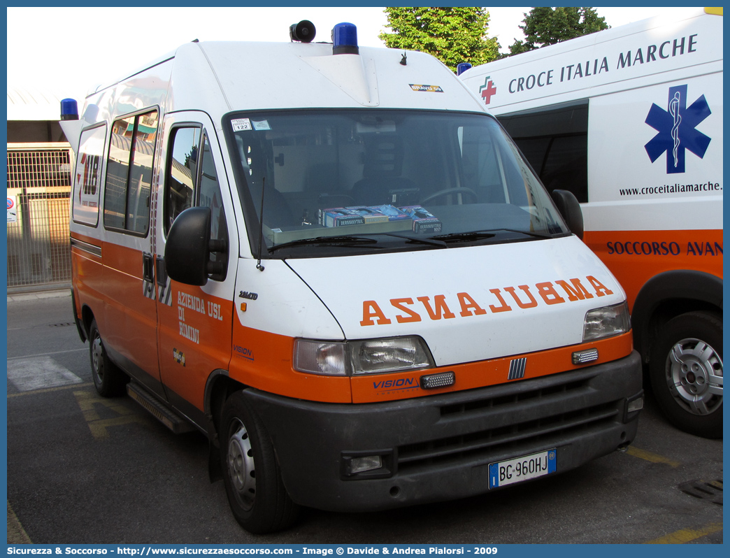 BRAVO 09
118 Romagna Soccorso
Ambito Territoriale di Rimini
Fiat Ducato II serie
Allestitore Vision S.r.l.
Parole chiave: 118;Romagna;Soccorso;Rimini;Ambulanza;Fiat;Ducato;Vision