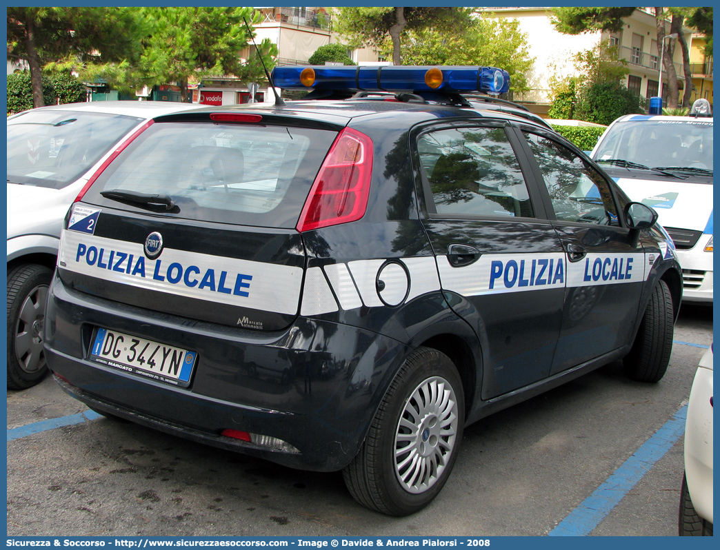 -
Polizia Locale
Federazione Comuni del Camposampierese
Fiat Grande Punto
Parole chiave: Polizia;Locale;Municipale;Camposampierese;Borgoricco;Campodarsego;Camposampiero;Loreggia;San Giorgio delle Pertiche;Santa Giustina in Colle;Villa del Conte;Villanova di Camposampiero;Fiat;Grande Punto