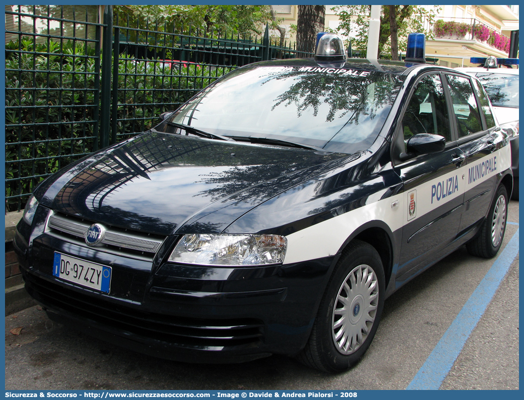 -
Polizia Municipale
Comune di Barletta
Fiat Stilo
Parole chiave: Polizia;Locale;Municipale;Barletta;Fiat;Stilo