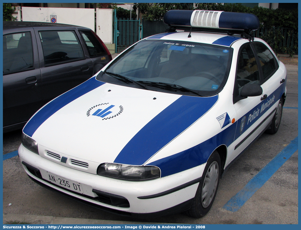 -
Polizia Municipale
Unione Comuni del Rubicone
Fiat Brava
Parole chiave: Polizia;Locale;Municipale;Rubicone;Fiat;Brava